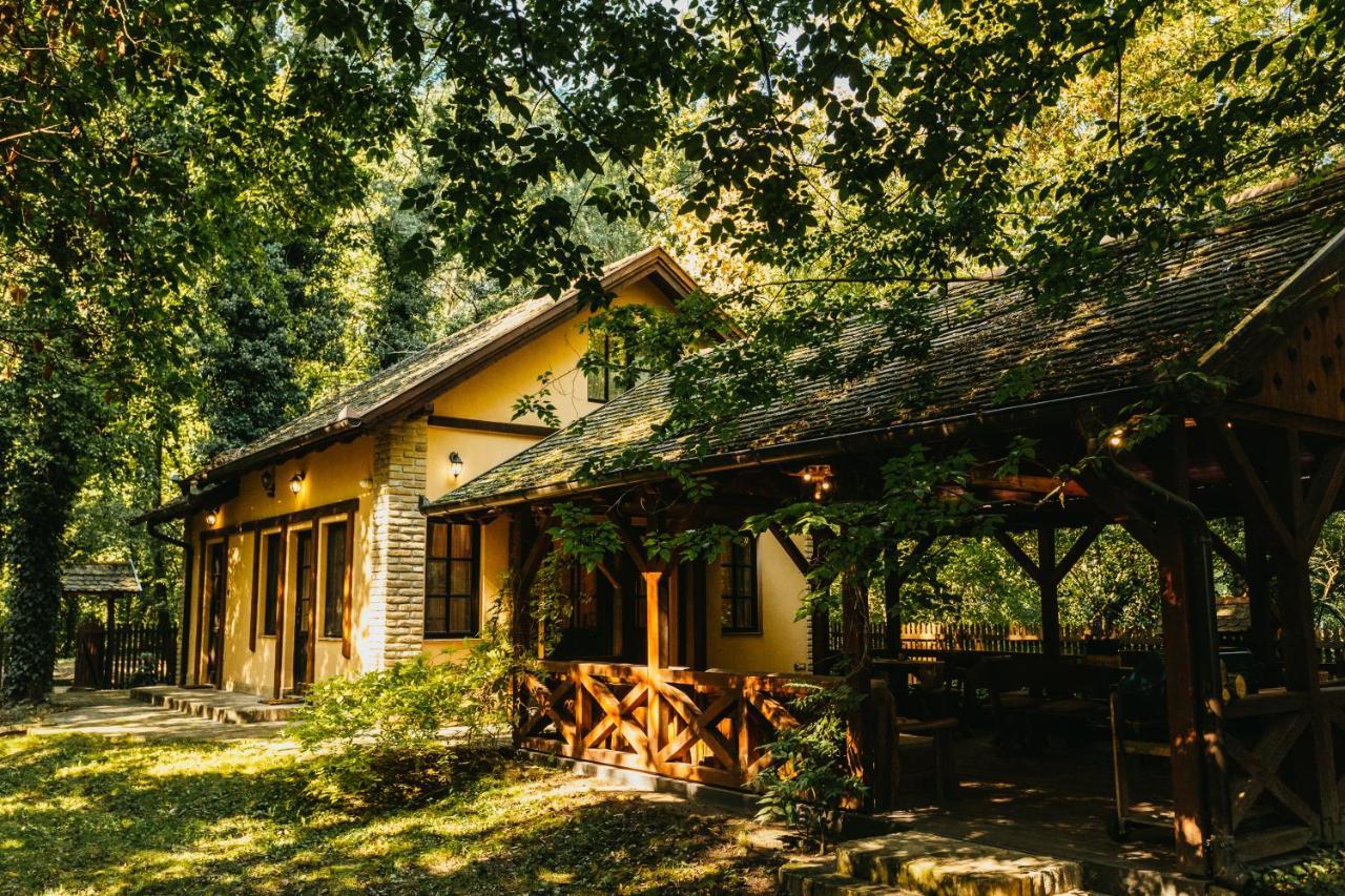 Forest House Palic Luaran gambar